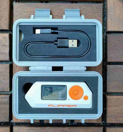 Flipper Zero Case 2